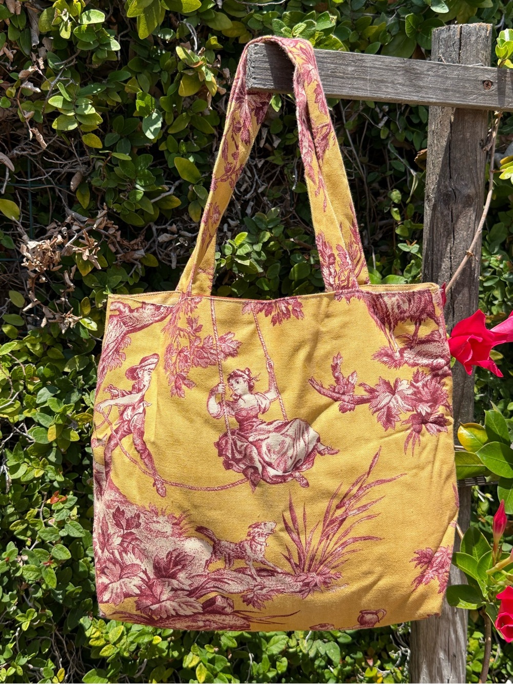 Bungalow 360 Y2K French Toile print shoulder tote